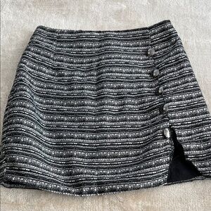 Elegant Button-Detail Black and Gray Skirt